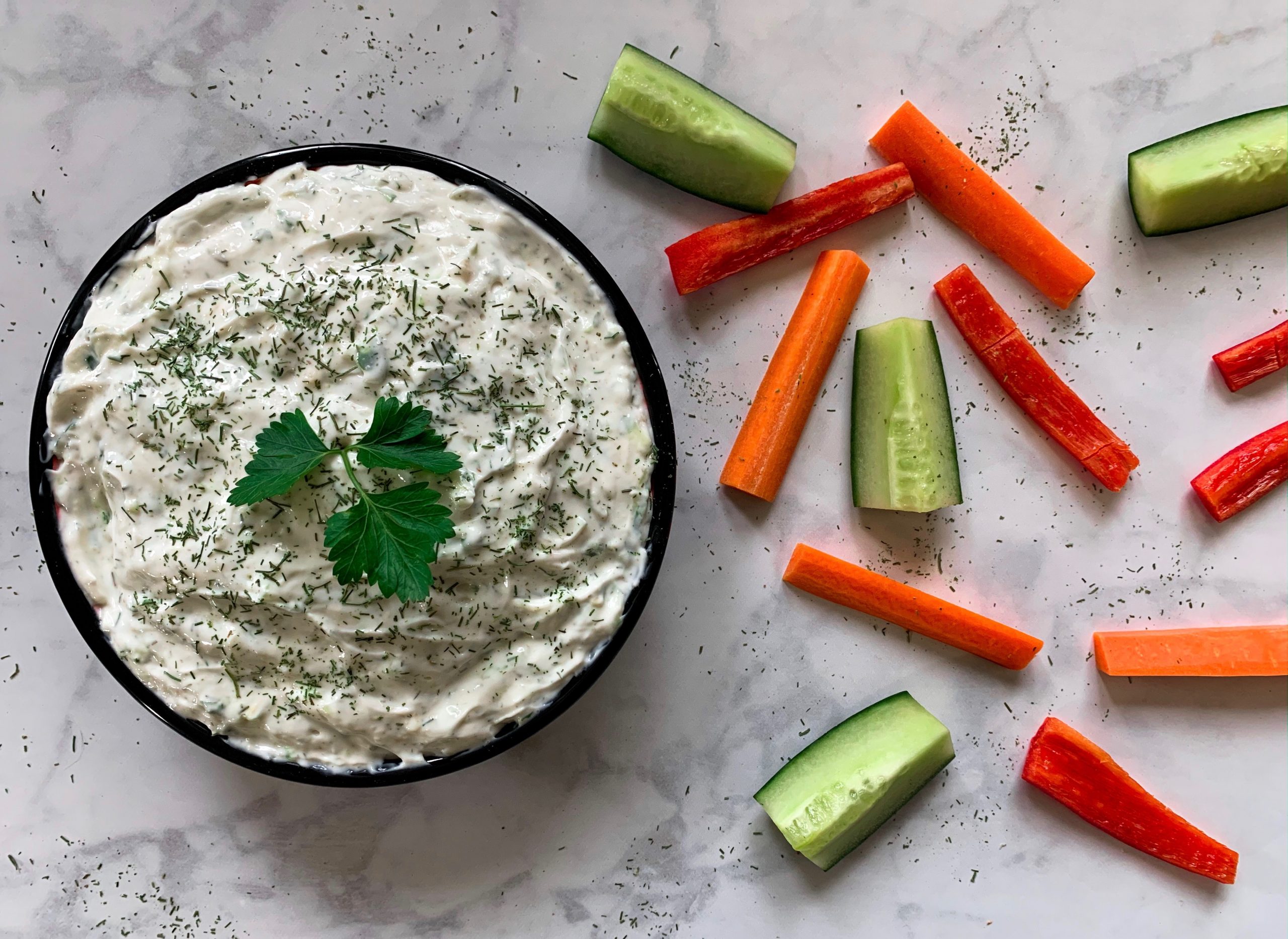 Tzatziki Sauce: Easy and flavorful traditional Greek recipe