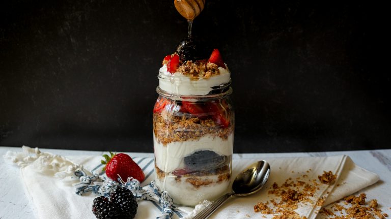FRUIT PARFAIT WITH GREEK YOGURT
