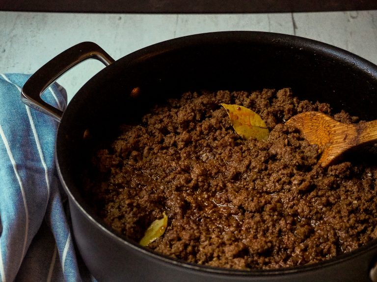 MEAT SAUCE – YIAYIA FOTO’S FAMOUS RECIPE