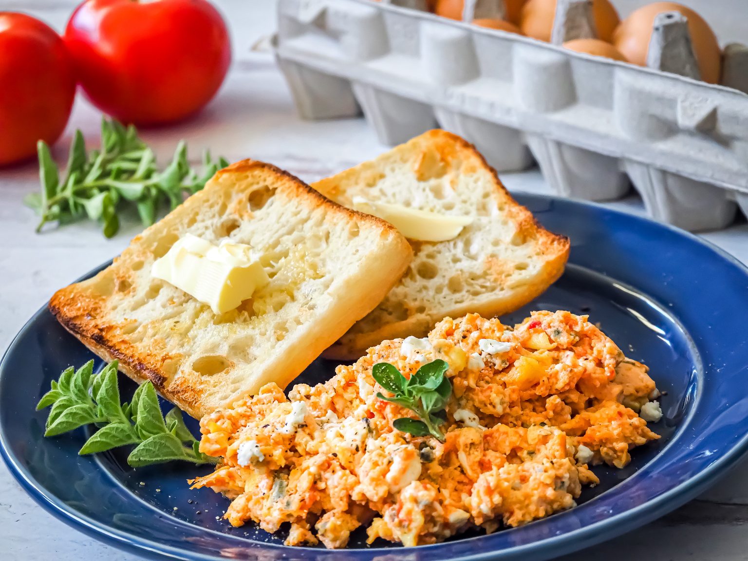 Delicious Greek Eggs And Tomatoes Strapatsada