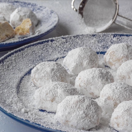 Kourabiedes Recipe – Greek Butter Cookies