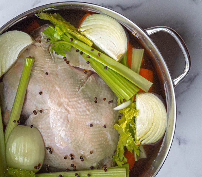 HOMEMADE CHICKEN BROTH RECIPE